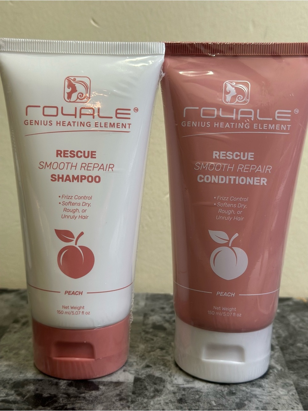 Rescue Smooth Repair Shampoo - White & Pink
